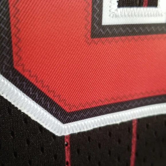 SCOTTIE PIPPEN CHICAGO BULLS PINSTRIPE JERSEY SIZE SMALL - Picture 6 of 11